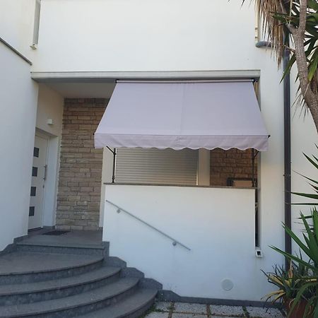 Lecci Al Mare Leilighet San Vincenzo Eksteriør bilde